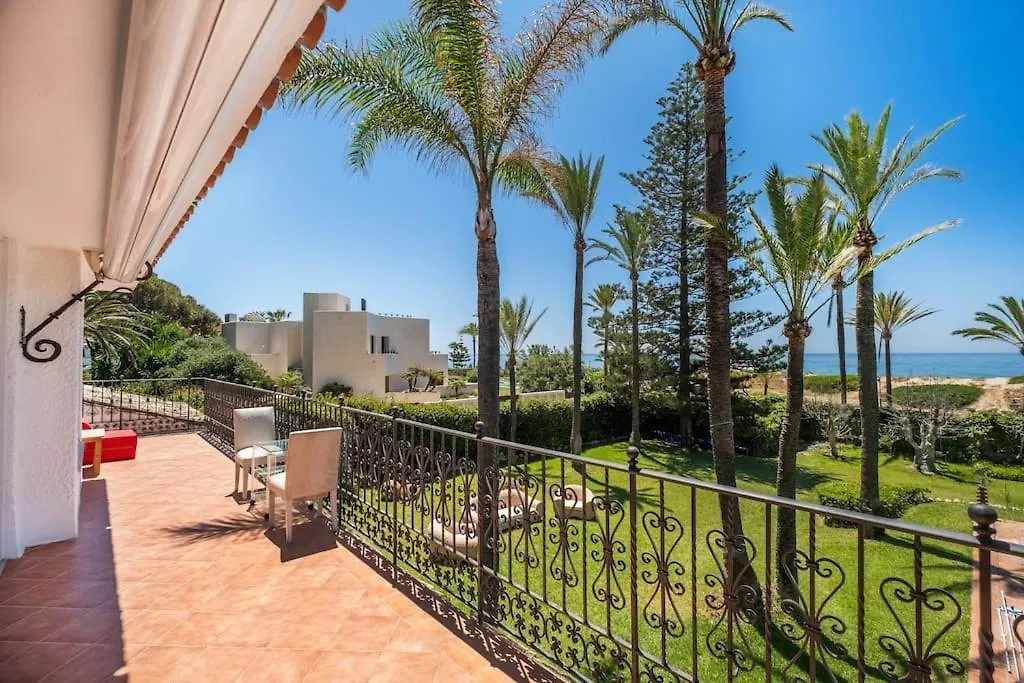 Beachfront Andalusian Villa Marbella Holiday home