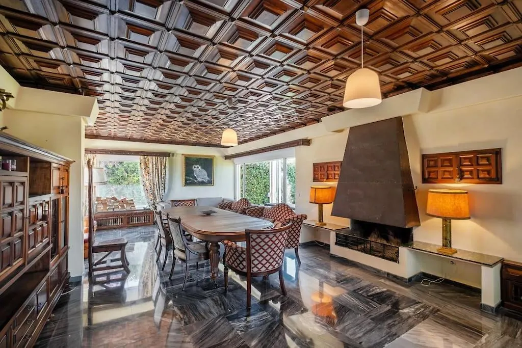 Beachfront Andalusian Villa Marbella 0*,